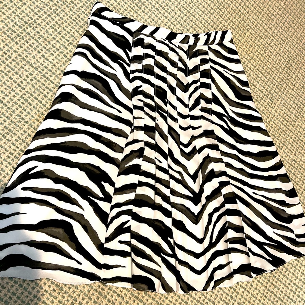 Banana Republic zebra skirt